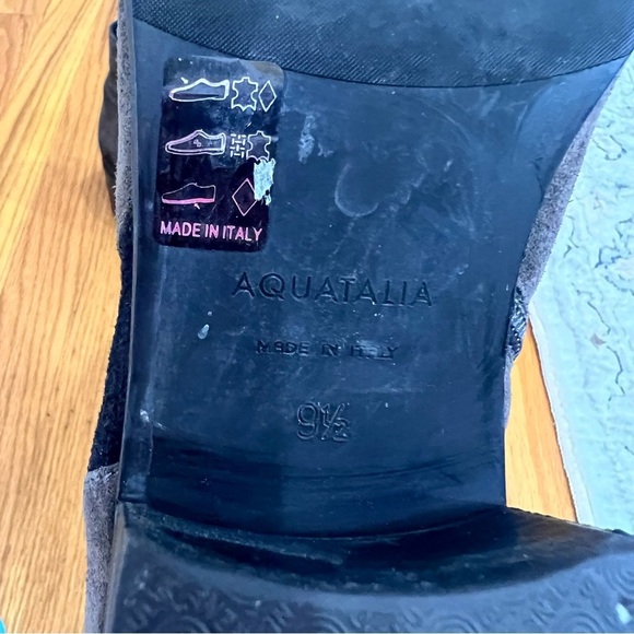 Aquatalia side buckle suede ankle bootie - Picture 3 of 4